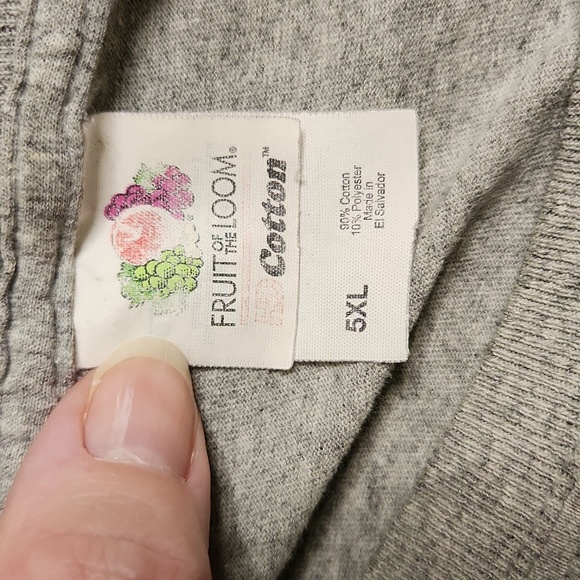 Ladies size 5x t-shirt - Picture 3 of 3